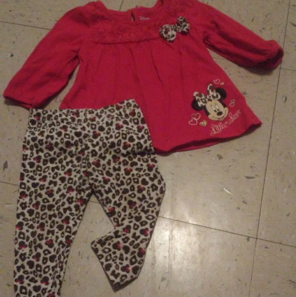 Minnie Mouse Outfit